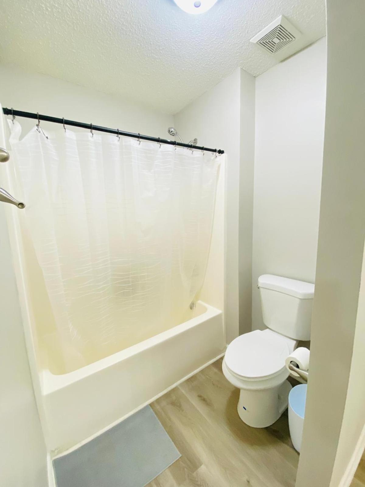 Private Room & Bathroom Close To Downtown Raleigh Dış mekan fotoğraf